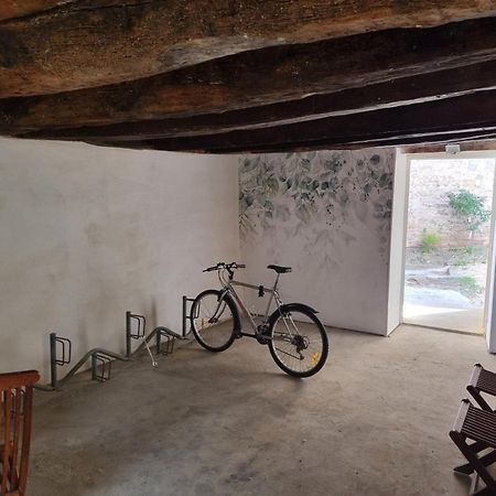 Fenetre Sur Cour Du Docteur Privey - Secure Park Bike - Voie Bleue Hotel Tournus Luaran gambar