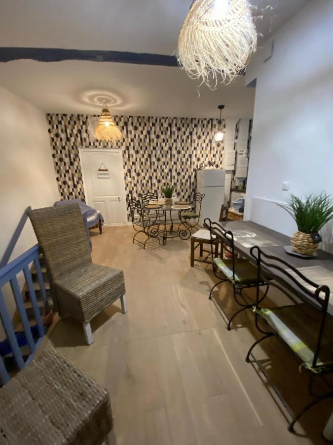 Fenetre Sur Cour Du Docteur Privey - Secure Park Bike - Voie Bleue Hotel Tournus Luaran gambar