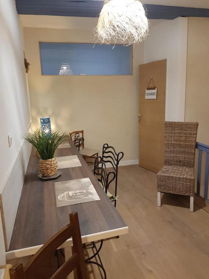 Fenetre Sur Cour Du Docteur Privey - Secure Park Bike - Voie Bleue Hotel Tournus Luaran gambar